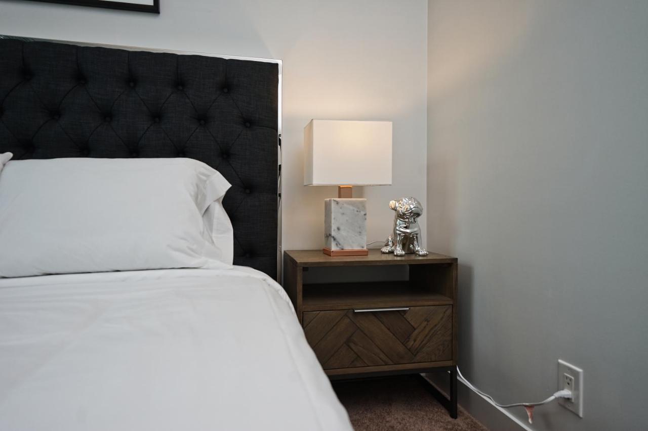 The York Boutique Apartment Toronto